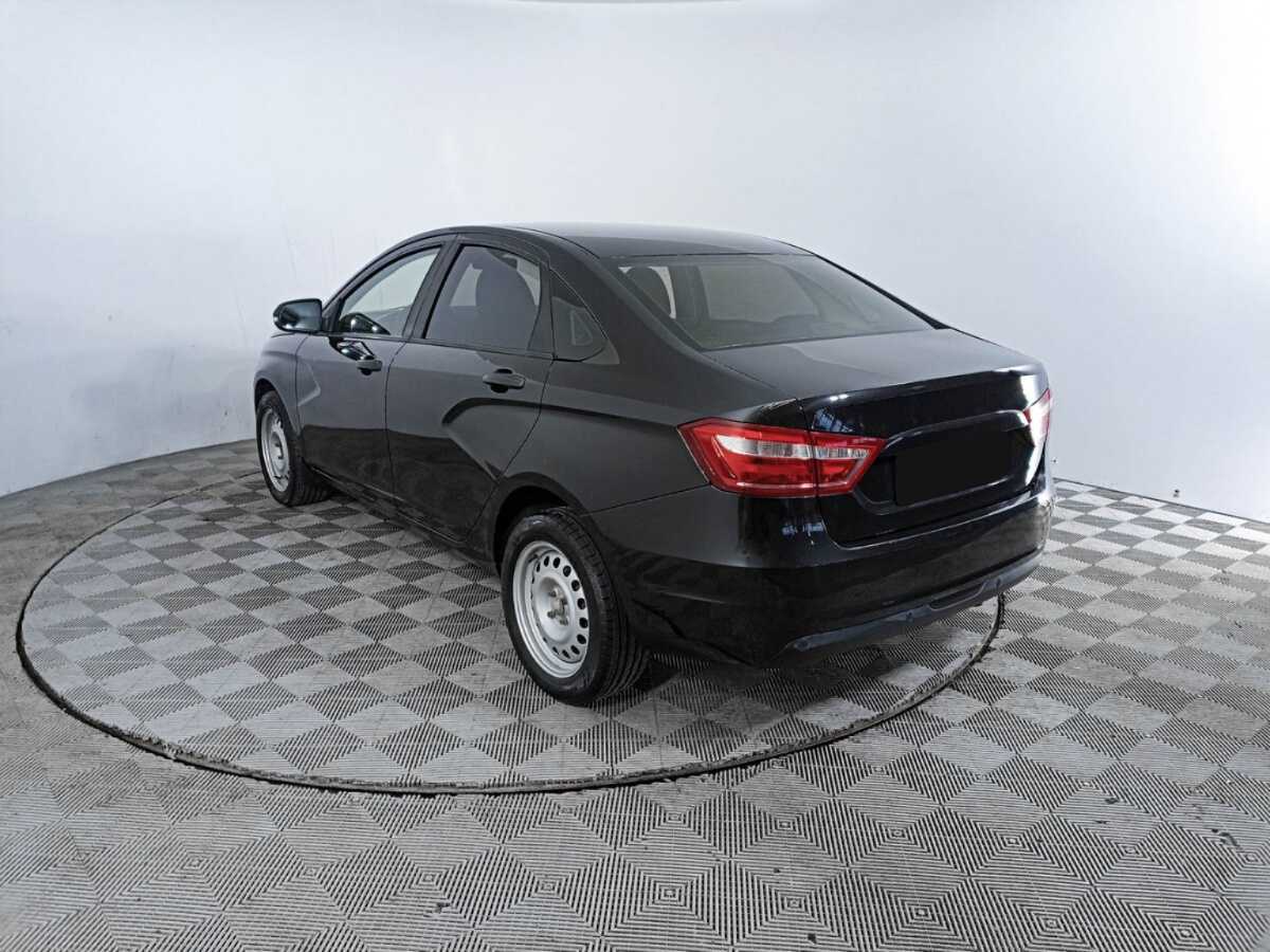 Lada (ВАЗ) Vesta с пробегом — 2017 год. Фото: #6