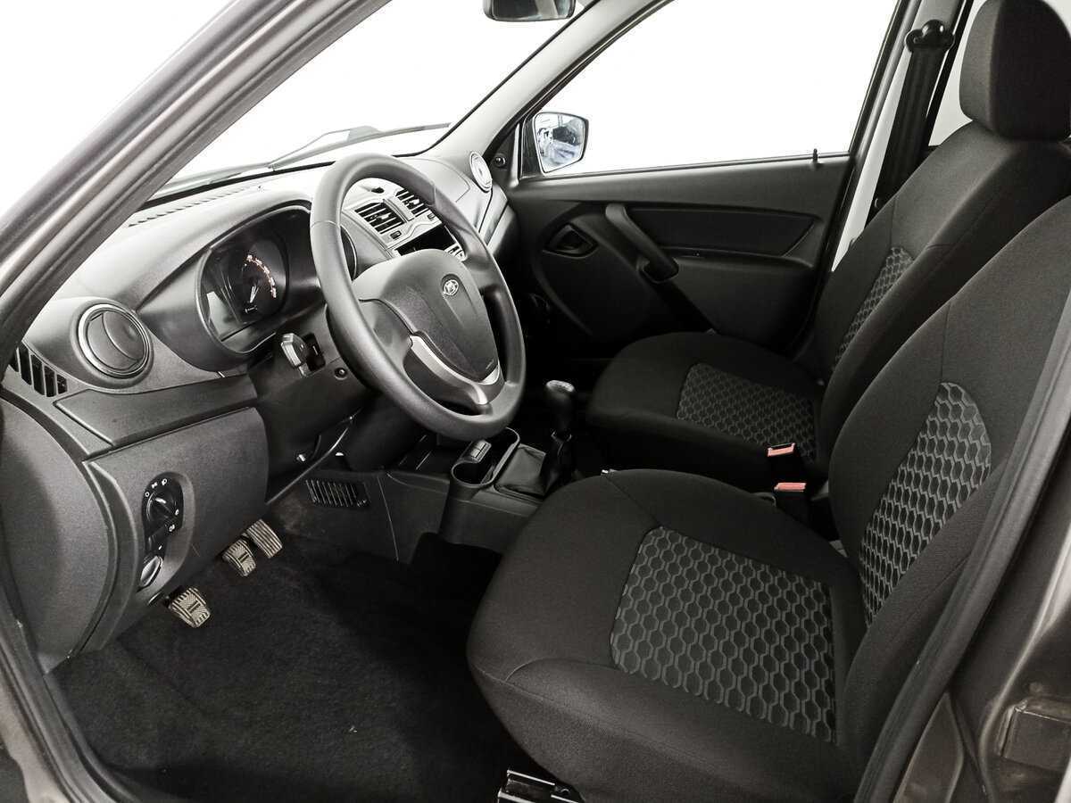 Lada (ВАЗ) Granta с пробегом — 2019 год. Фото: #13