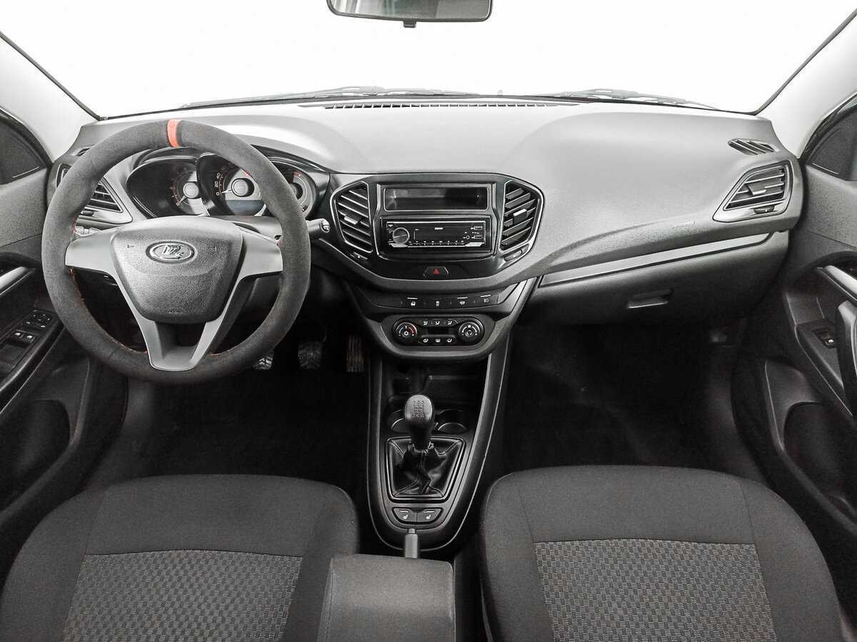 Lada (ВАЗ) Vesta с пробегом — 2018 год. Фото: #11