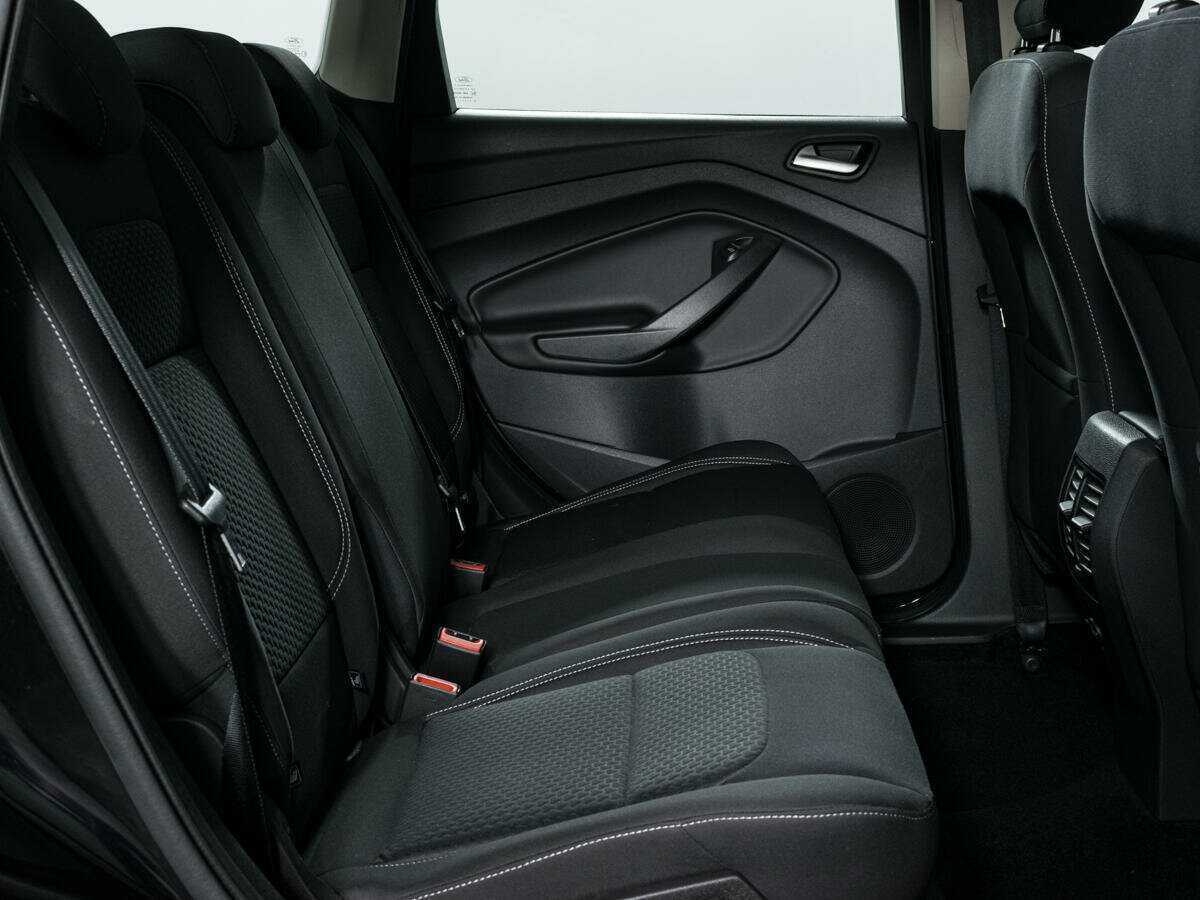 Ford Kuga с пробегом — 2018 год. Фото: #9