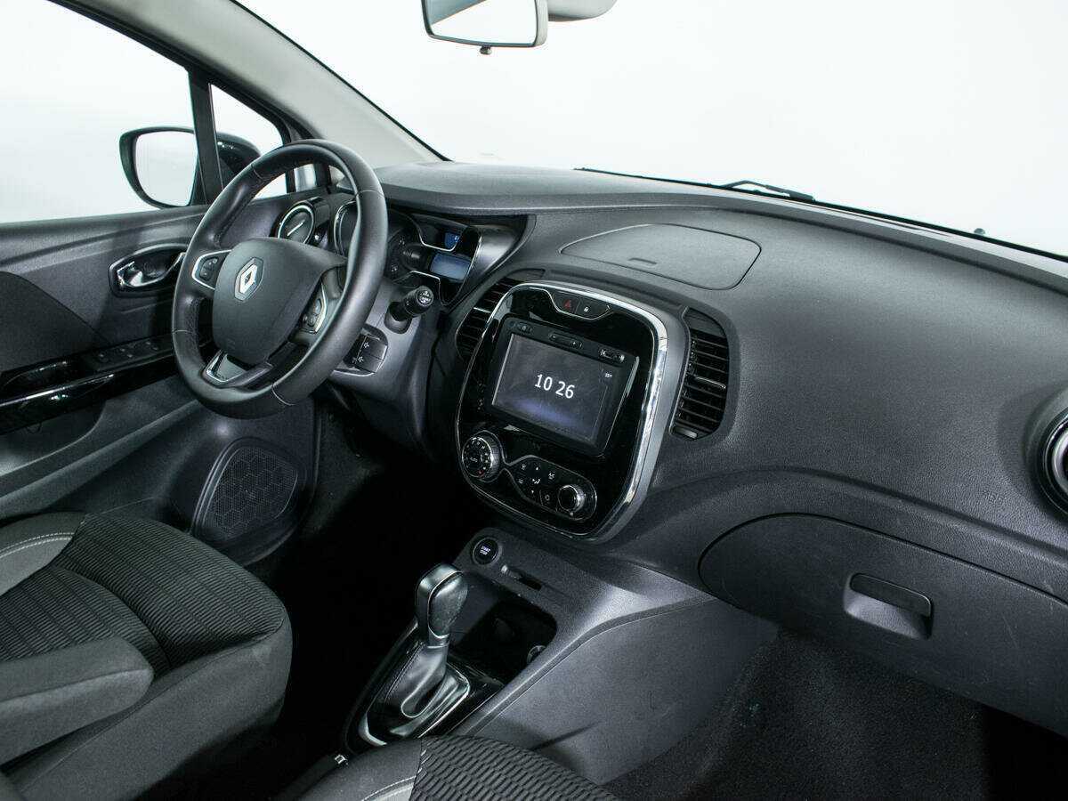 Renault Kaptur с пробегом — 2017 год. Фото: #8