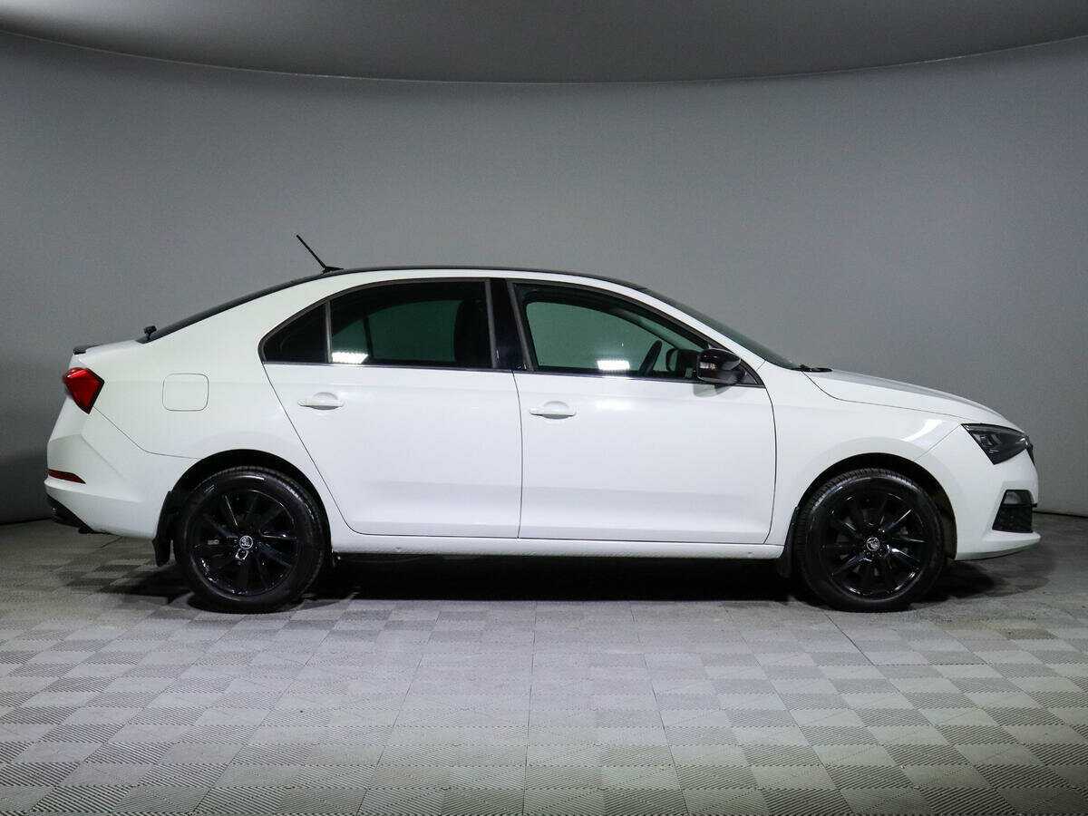 Skoda Rapid с пробегом — 2022 год. Фото: #3