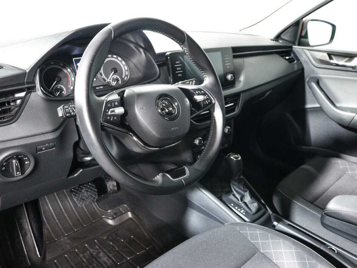 Skoda Rapid с пробегом — 2020 год. Фото: #13
