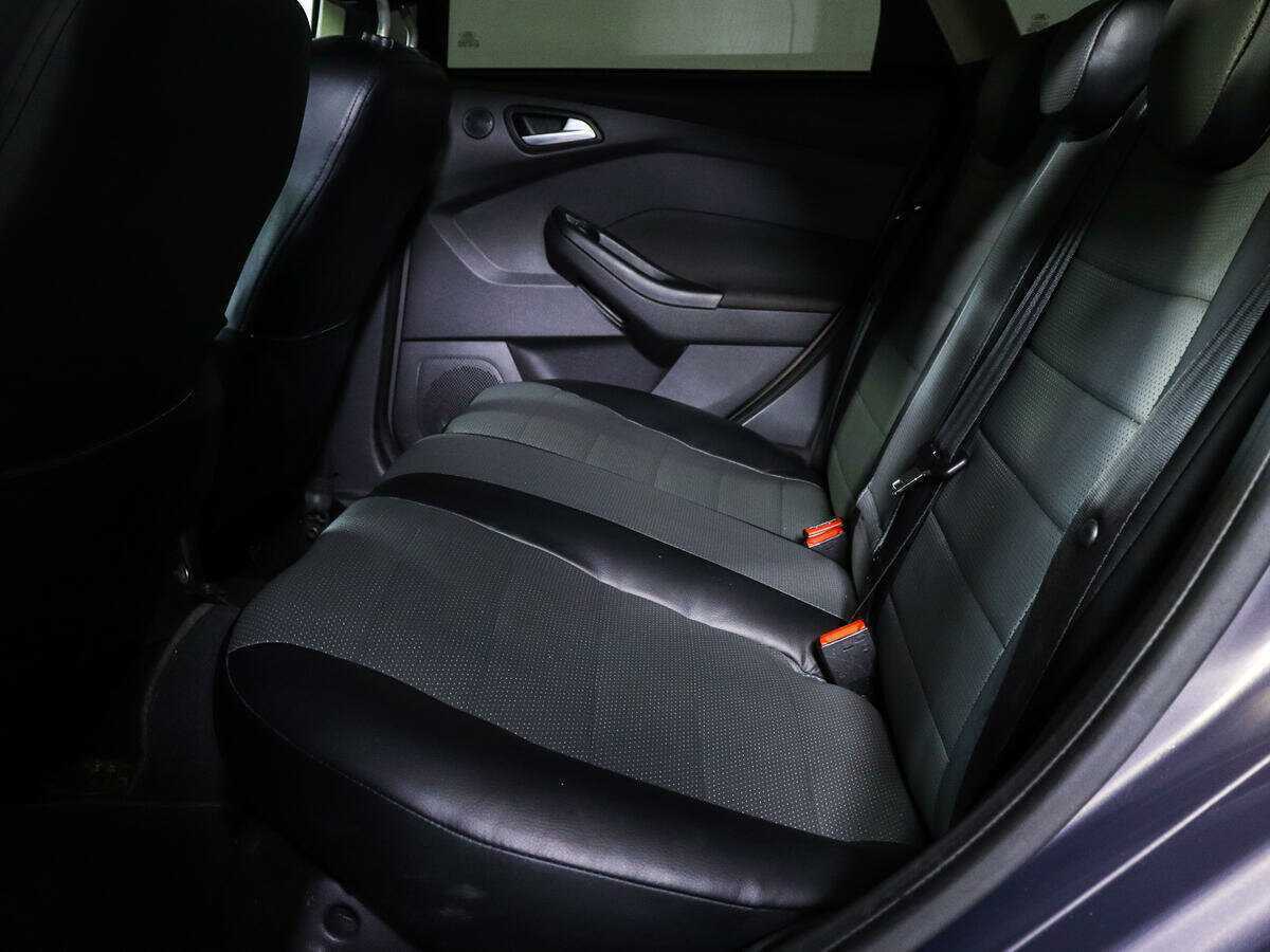 Ford Focus с пробегом — 2012 год. Фото: #7