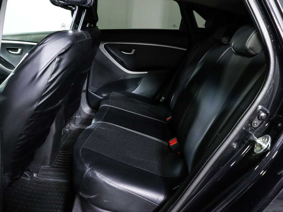 Hyundai i30 с пробегом — 2012 год. Фото: #9