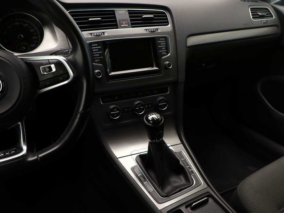 Volkswagen Golf с пробегом — 2013 год. Фото: #14