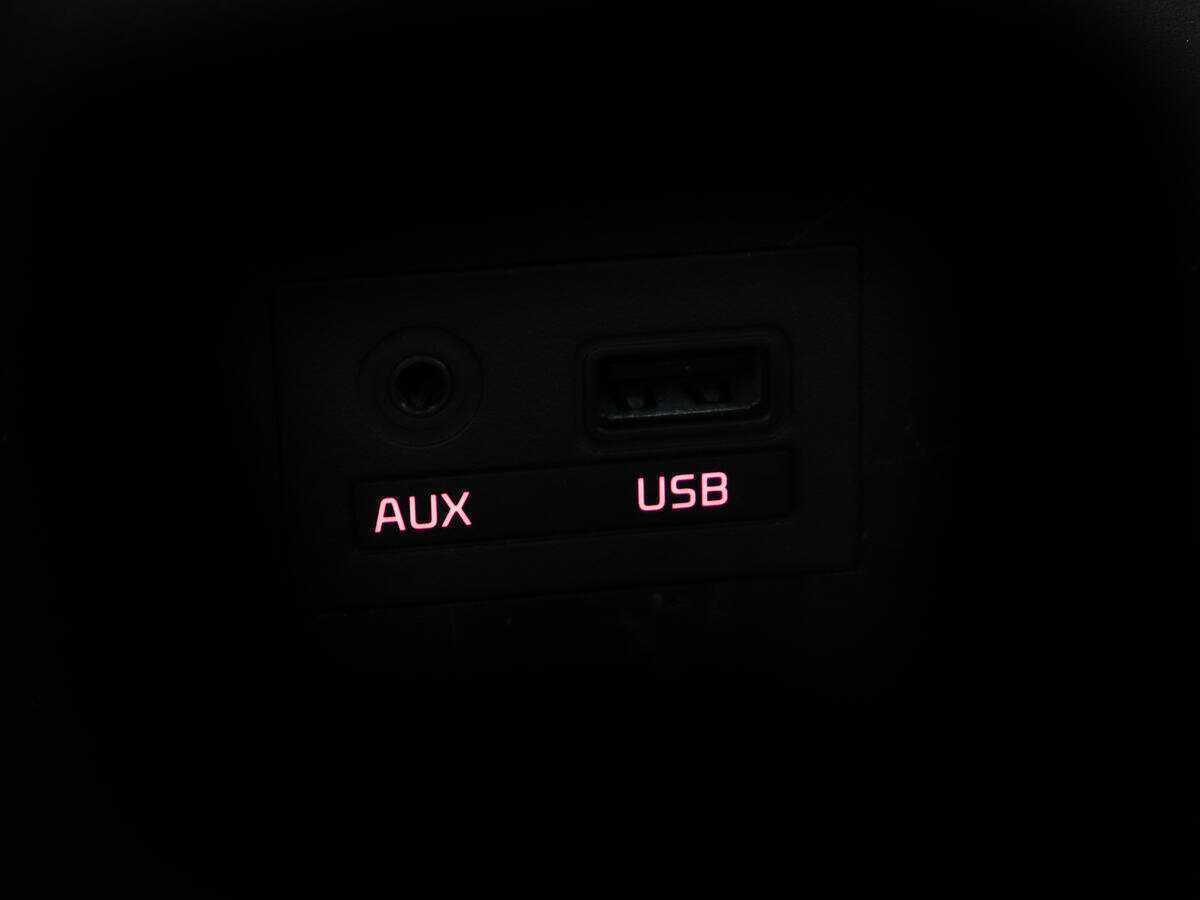 Kia Cerato с пробегом — 2014 год. Фото: #16