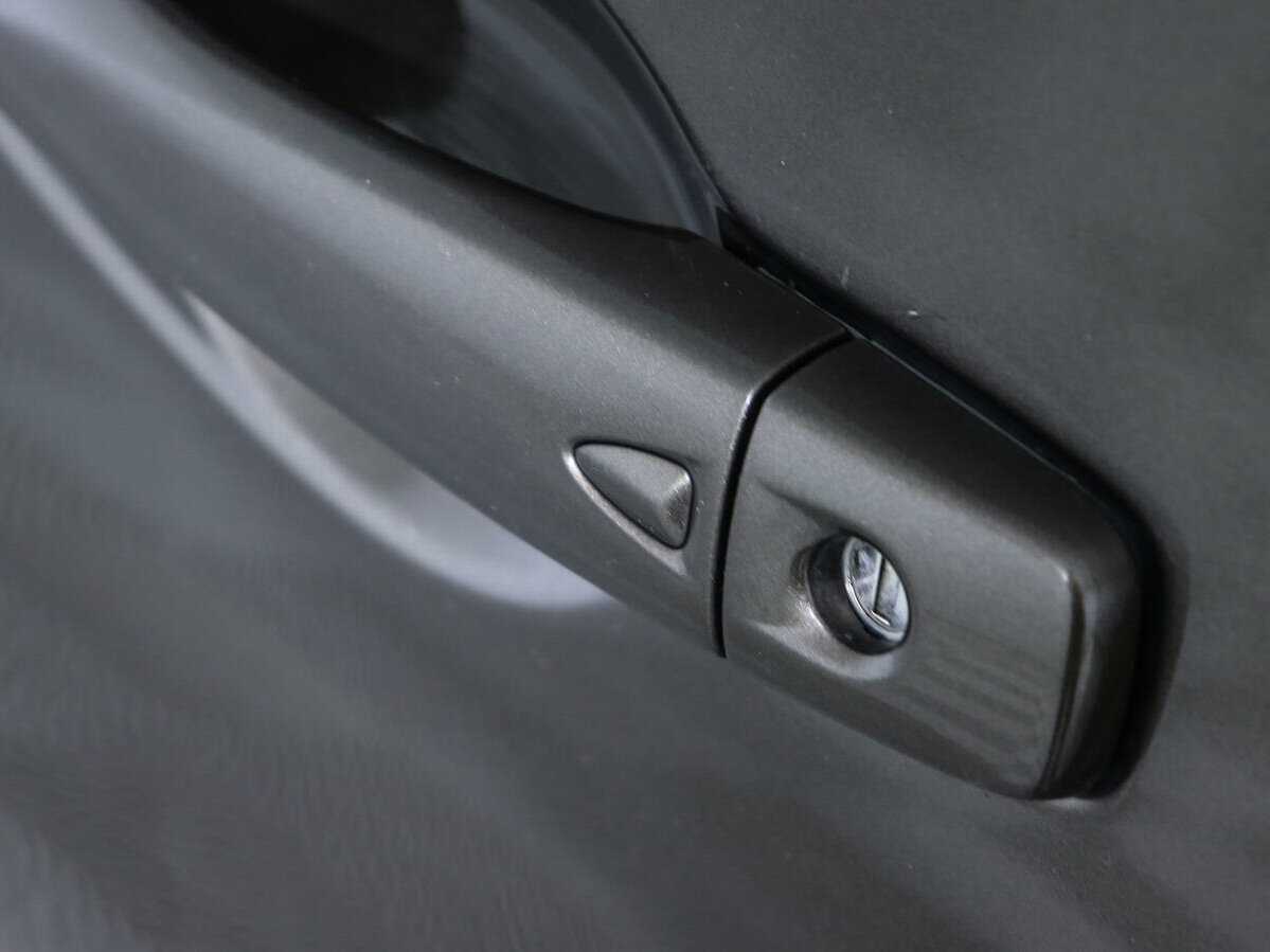 Nissan Sentra с пробегом — 2015 год. Фото: #13