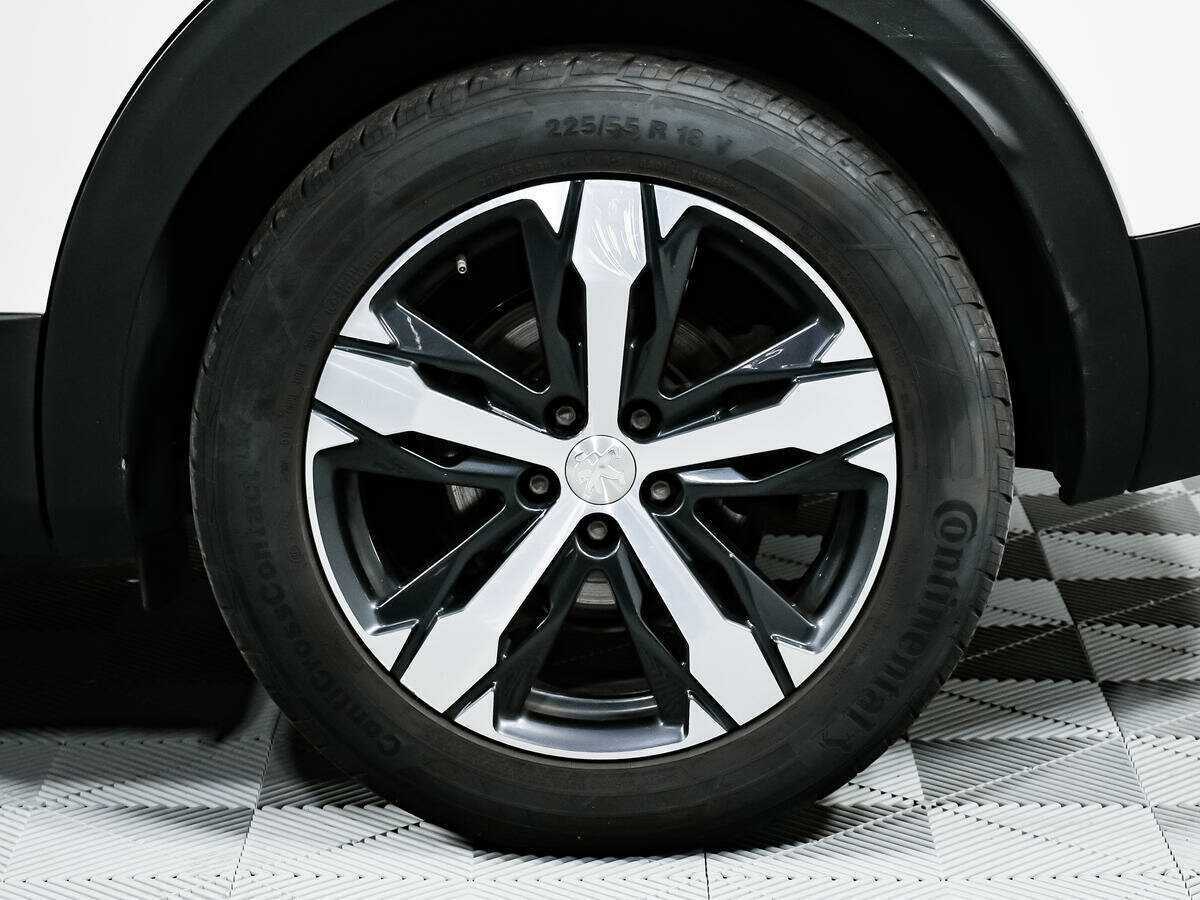 Peugeot 3008 с пробегом — 2017 год. Фото: #12