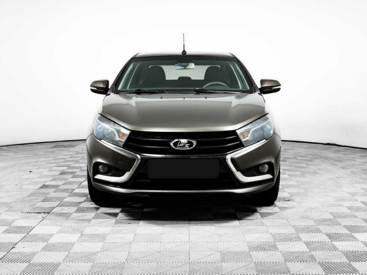 Lada (ВАЗ) Vesta с пробегом — 2017 год. Фото: #1