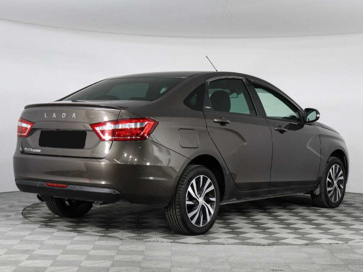 Lada (ВАЗ) Vesta с пробегом — 2019 год. Фото: #4
