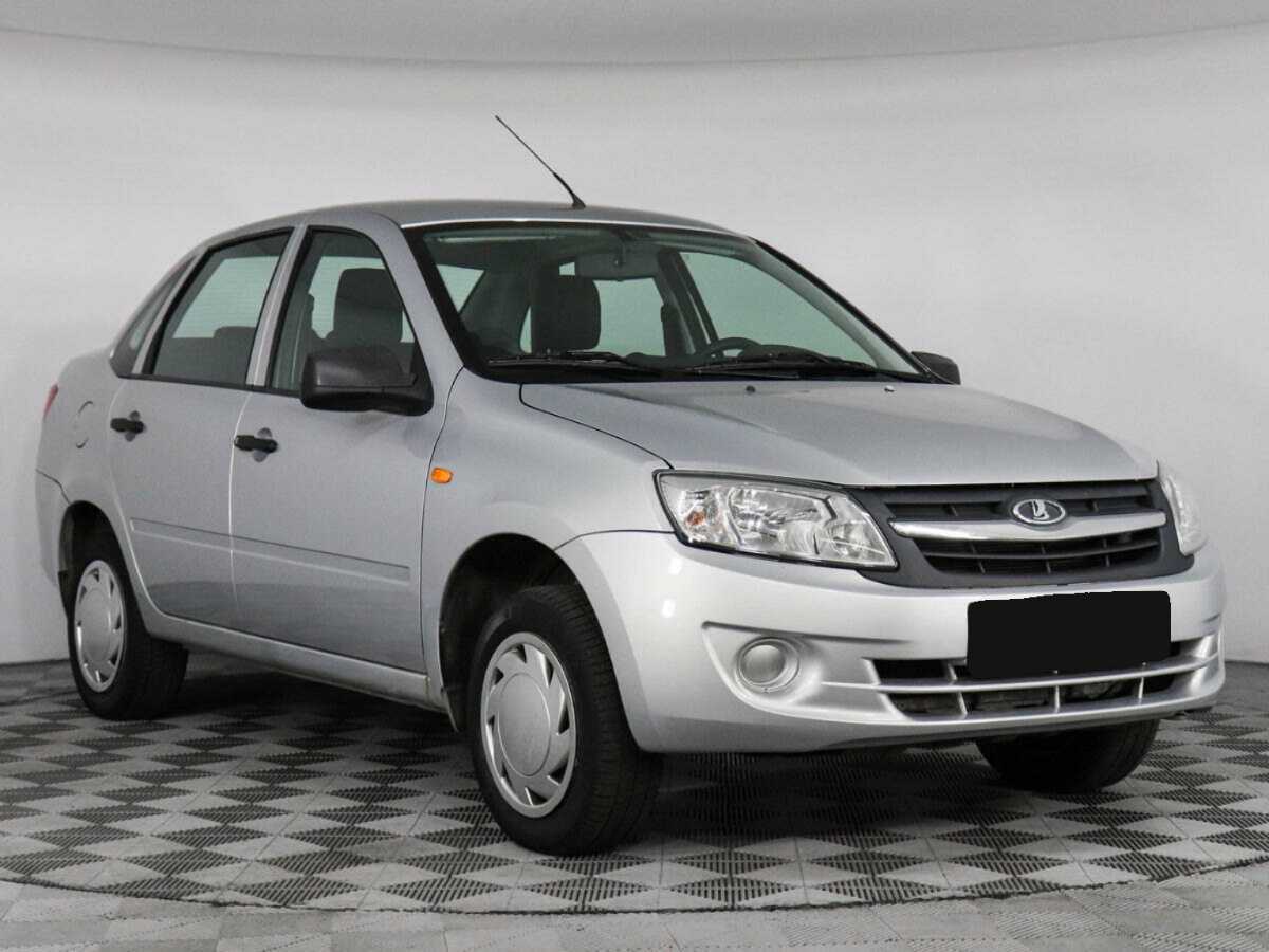 Lada (ВАЗ) Granta с пробегом — 2014 год. Фото: #2