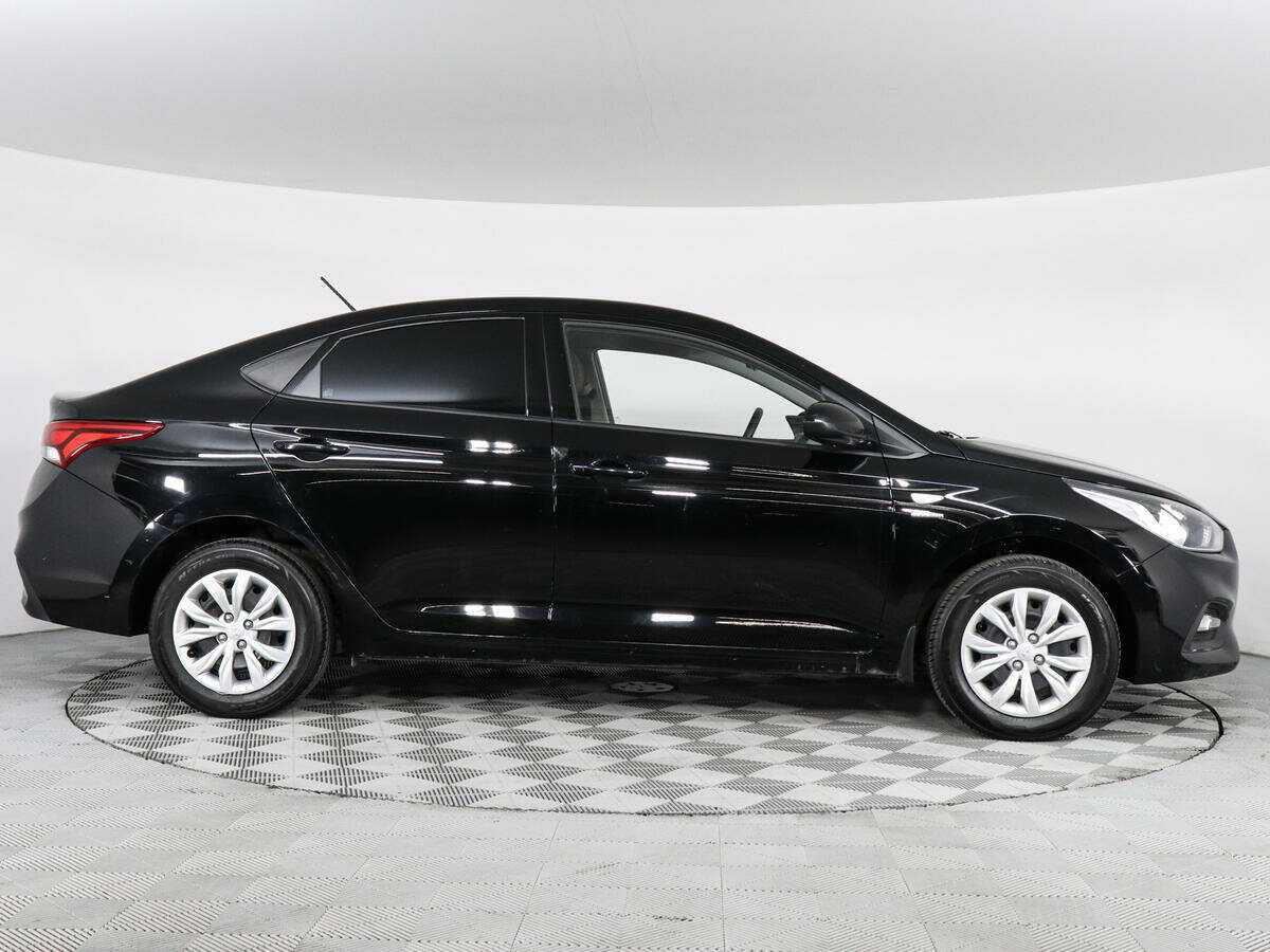 Hyundai Solaris с пробегом — 2019 год. Фото: #3