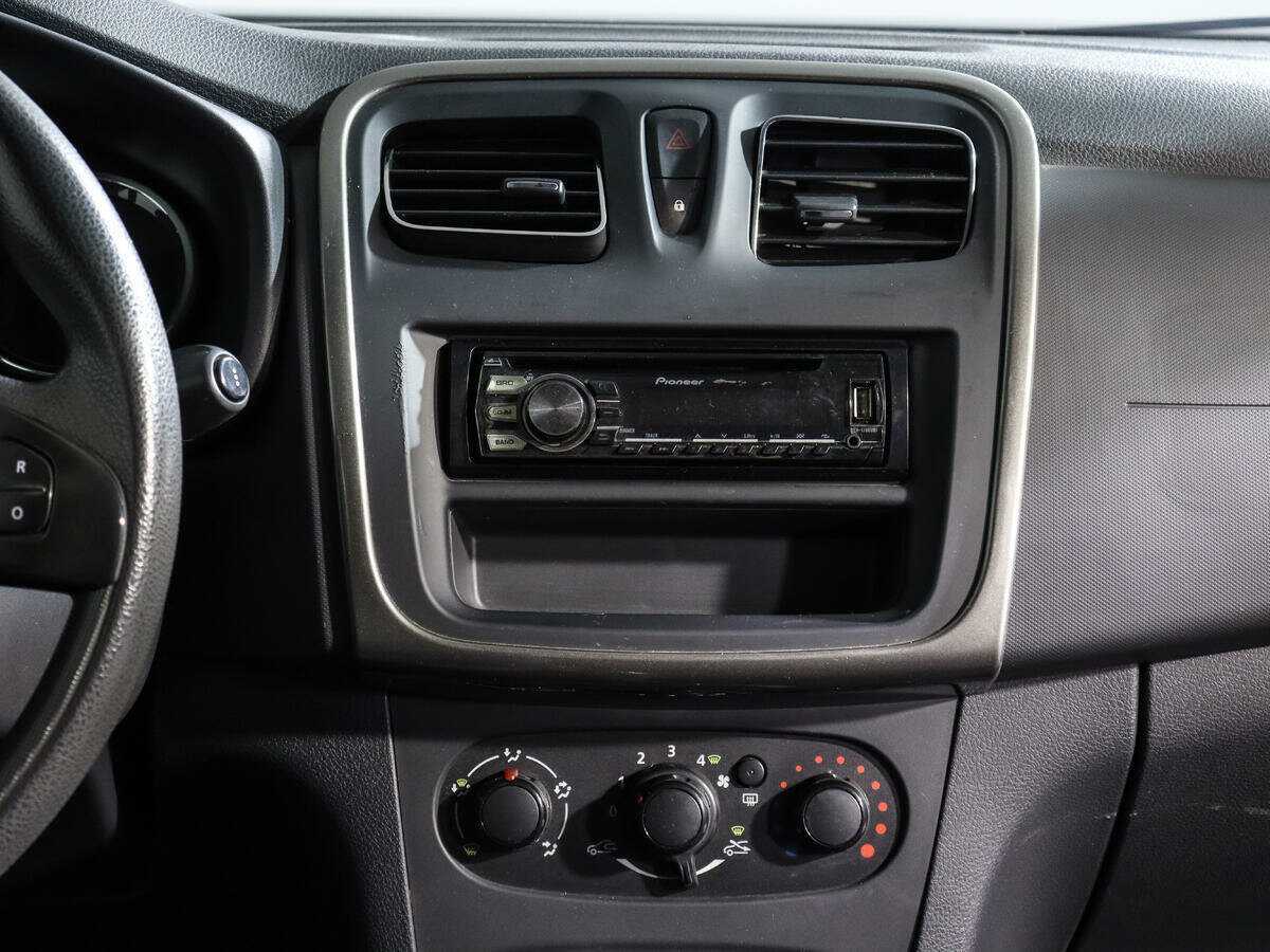 Купить Рено Сандеро, 2015, 128 083 км.. Фото: #12