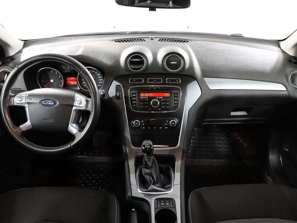 Ford Mondeo с пробегом — 2013 год. Фото: #11