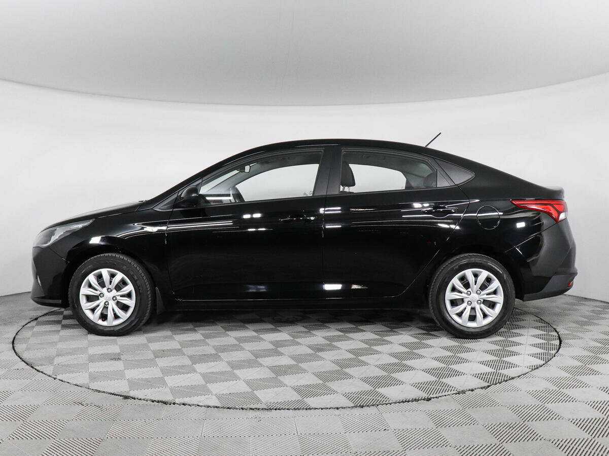 Hyundai Solaris с пробегом — 2021 год. Фото: #7