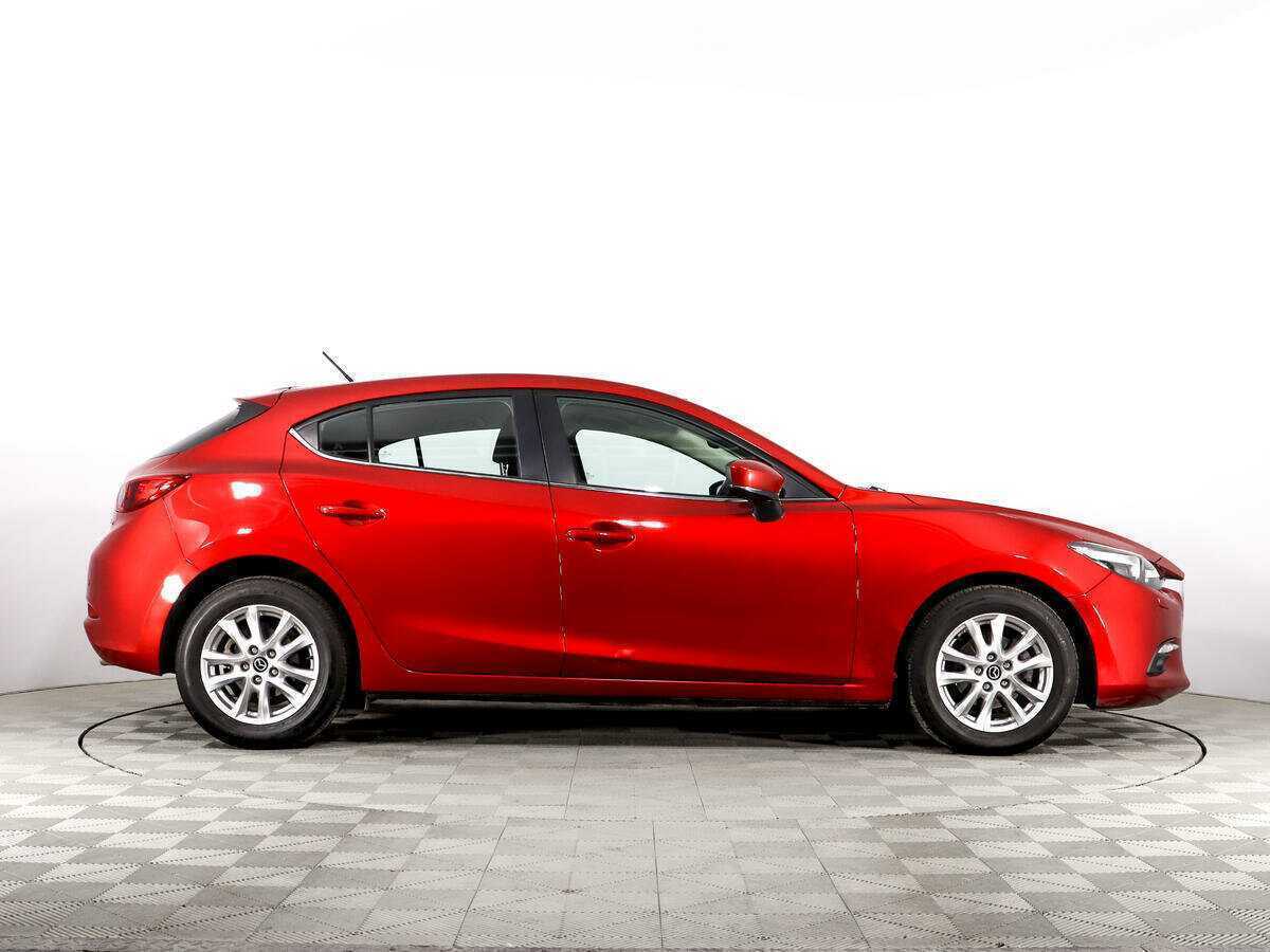 Mazda 3 с пробегом — 2016 год. Фото: #3