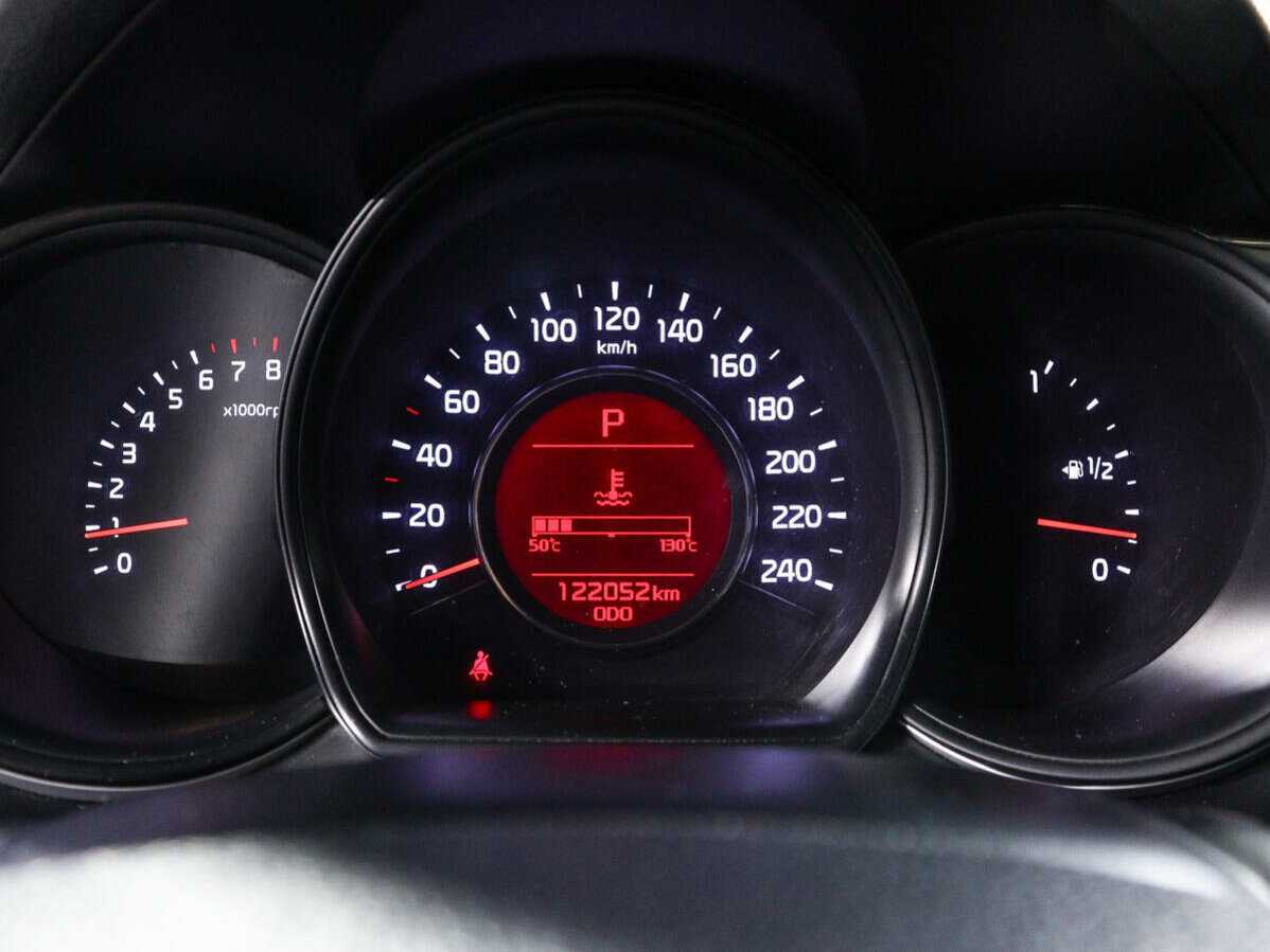 Kia Ceed с пробегом — 2015 год. Фото: #10