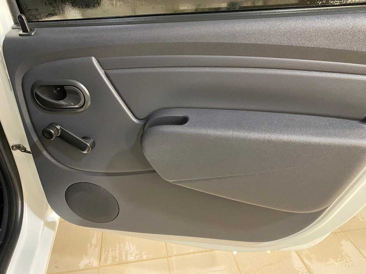 Lada (ВАЗ) Largus с пробегом — 2020 год. Фото: #12