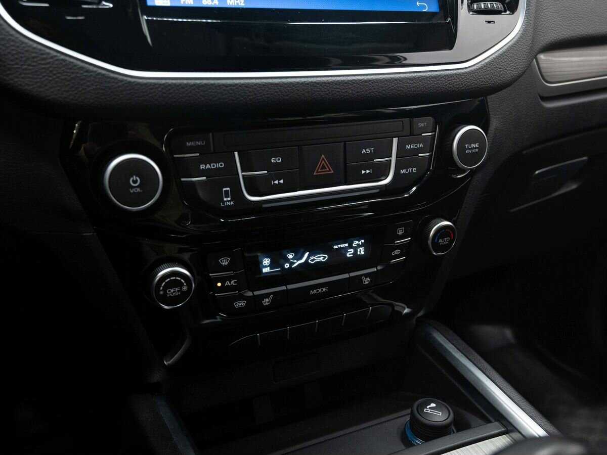 Geely Emgrand X7 с пробегом — 2020 год. Фото: #19