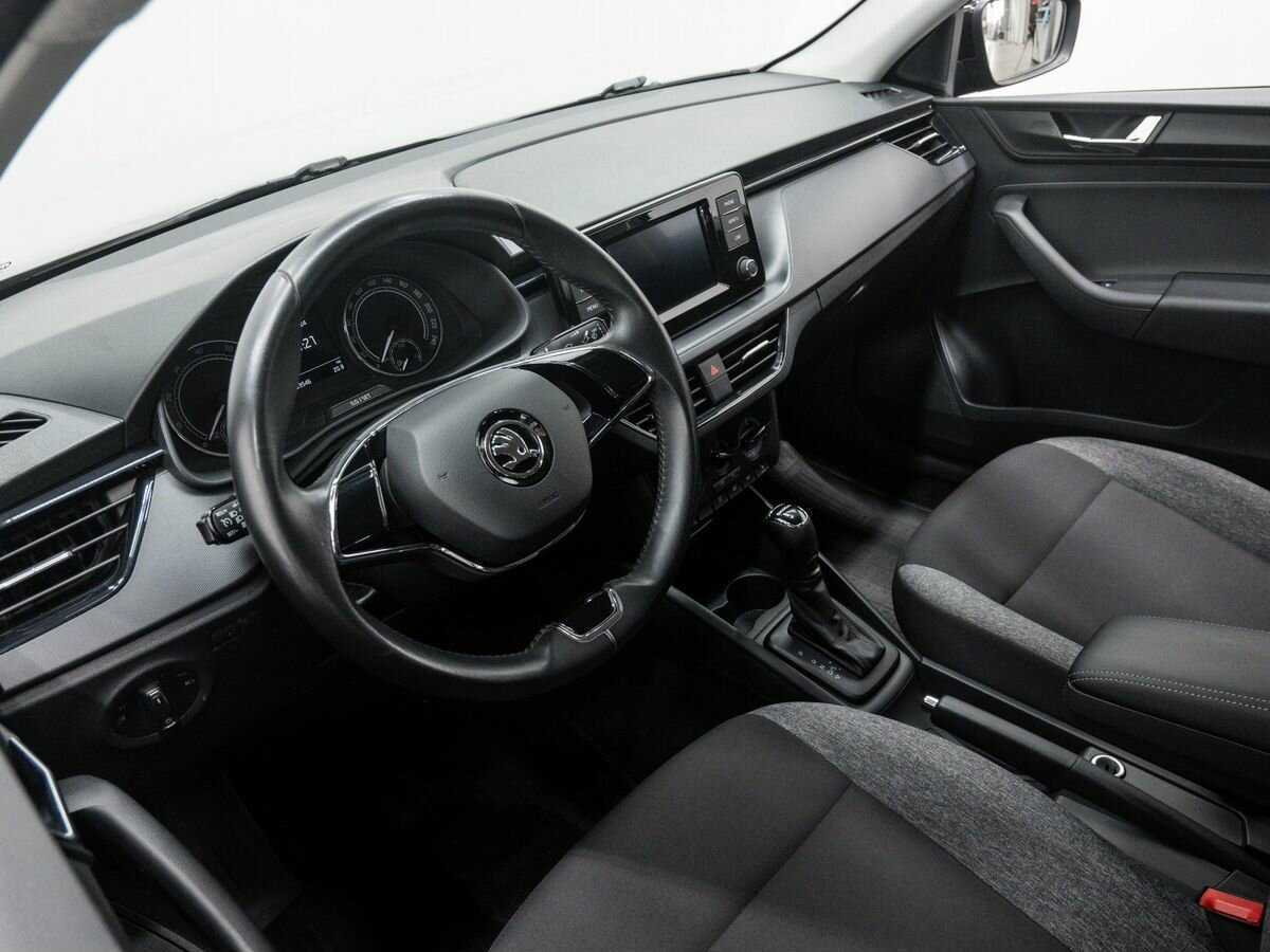 Skoda Rapid с пробегом — 2022 год. Фото: #12
