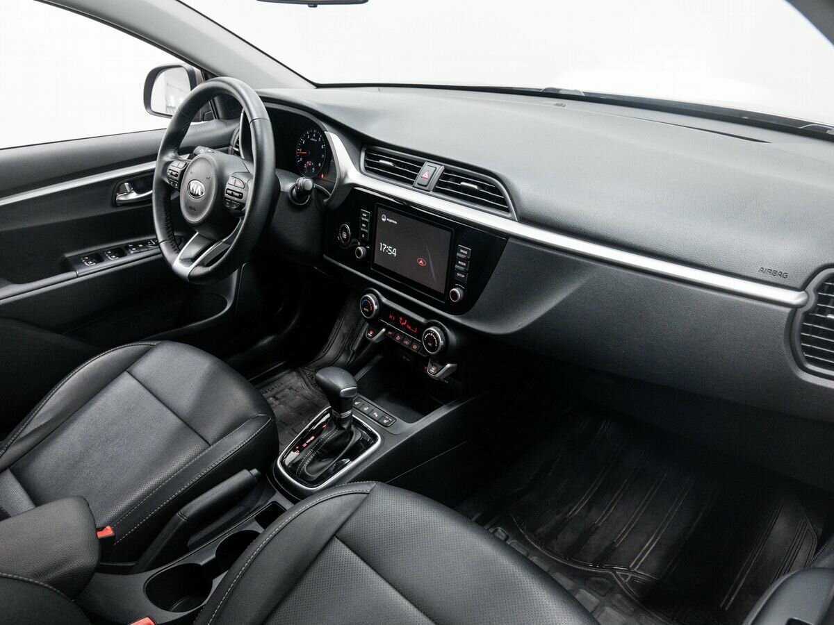 Kia Rio с пробегом — 2020 год. Фото: #6