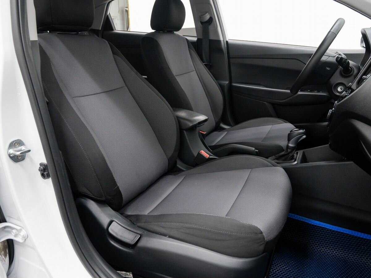 Hyundai Solaris с пробегом — 2021 год. Фото: #9