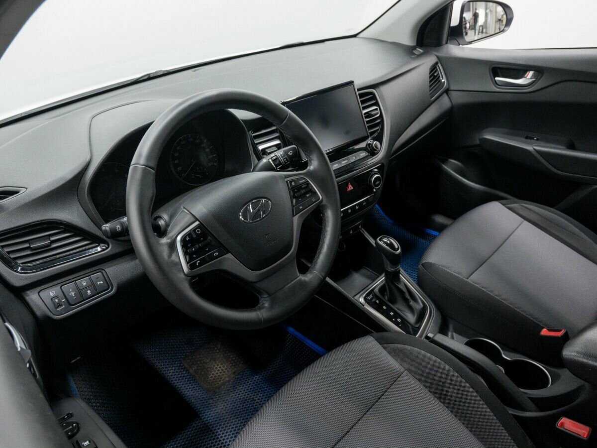 Hyundai Solaris с пробегом — 2021 год. Фото: #12