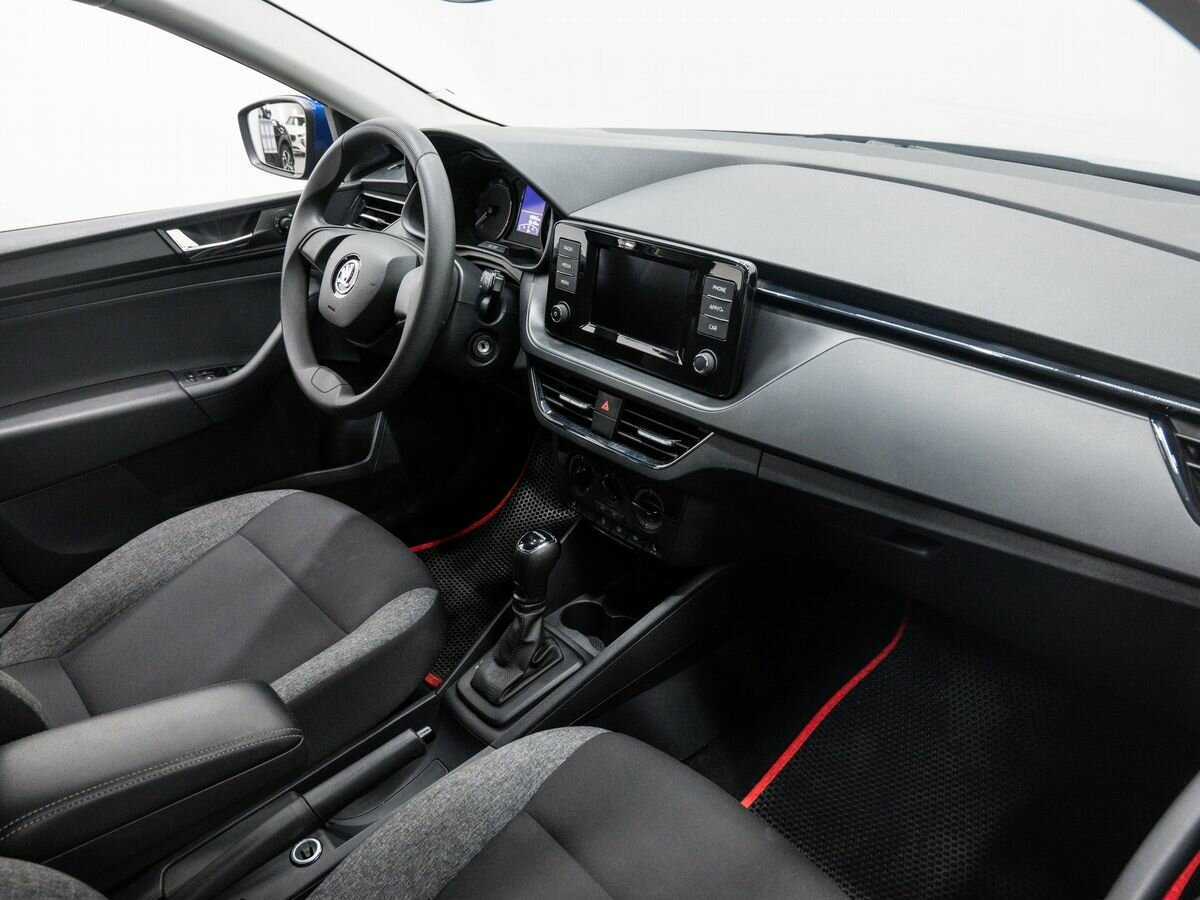 Skoda Rapid с пробегом — 2021 год. Фото: #7