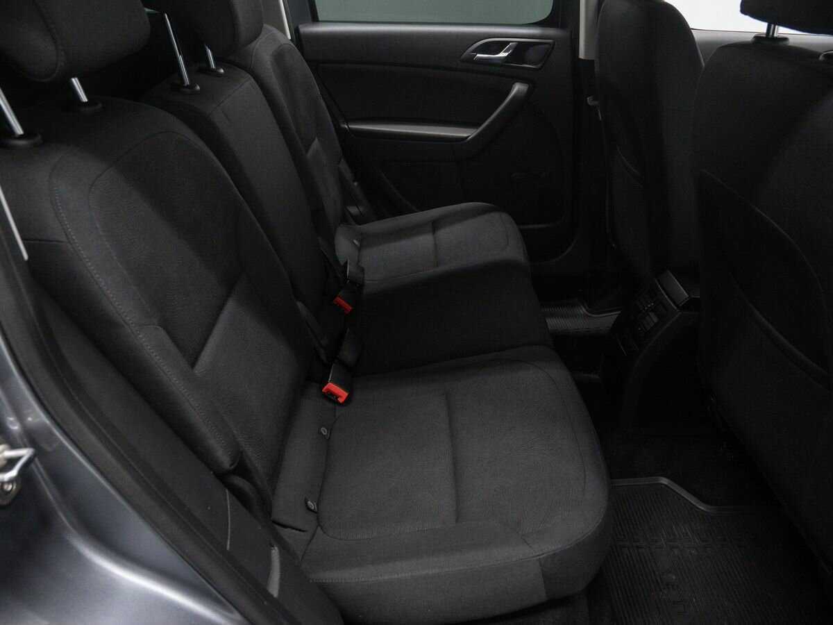 Skoda Yeti с пробегом — 2014 год. Фото: #9