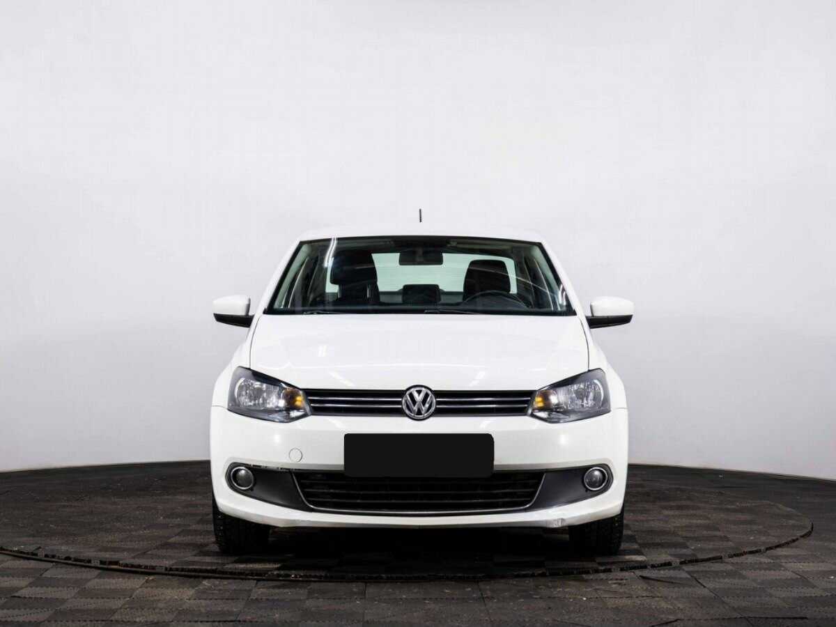 Volkswagen Polo с пробегом — 2014 год. Фото: #1