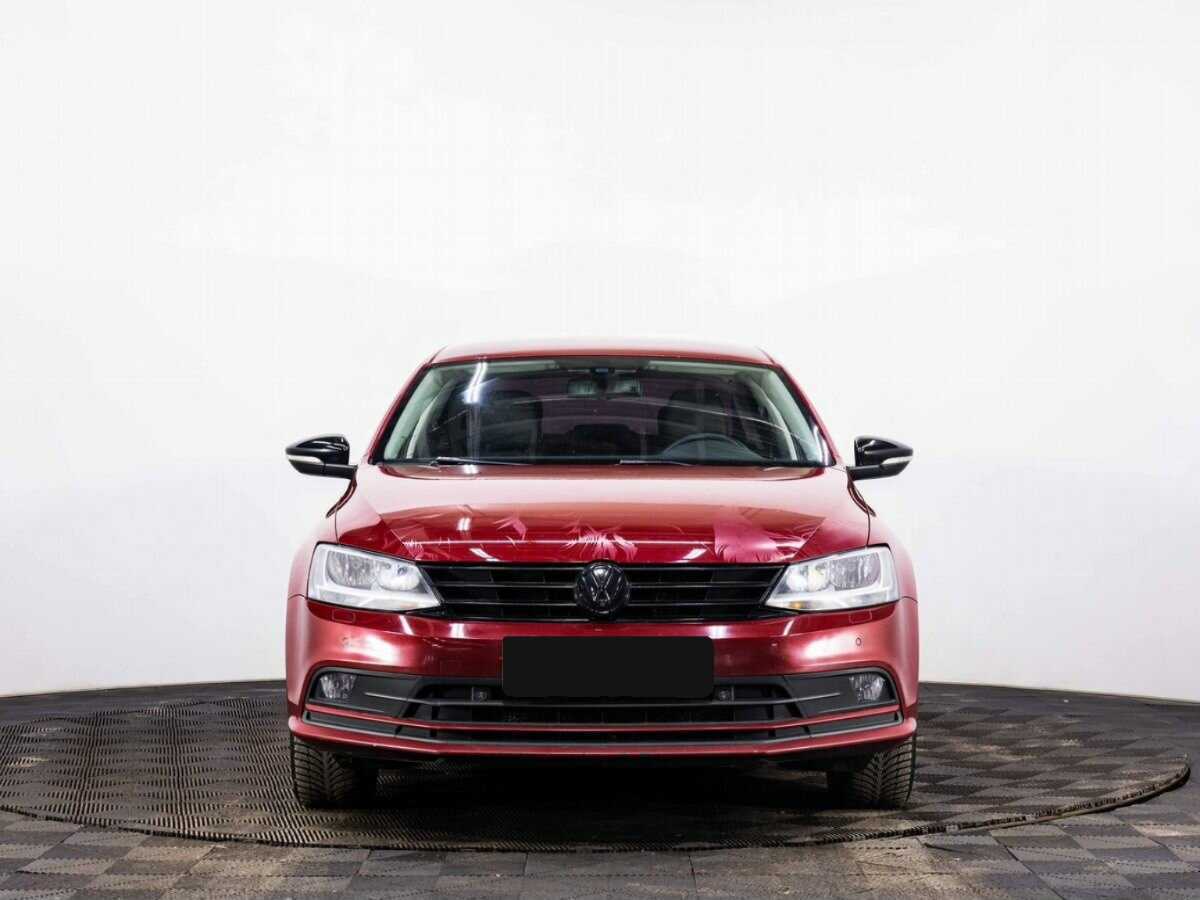 Volkswagen Jetta с пробегом — 2016 год. Фото: #1