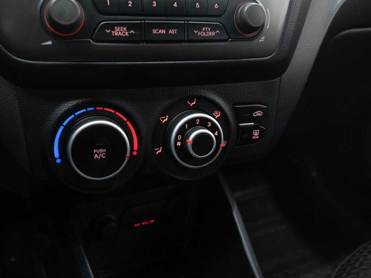 Купить Киа Рио, 2012, 218 000 км.. Фото: #15