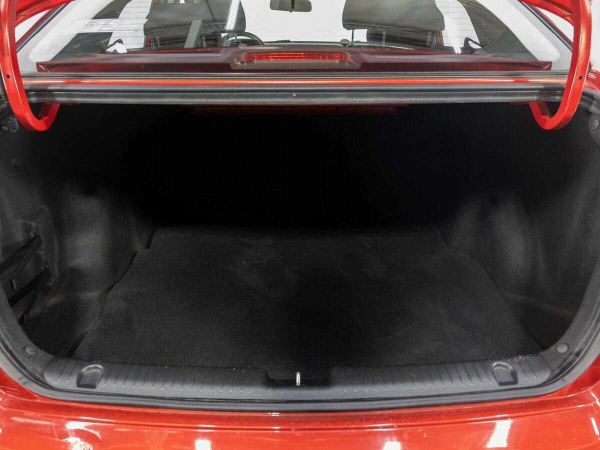 Kia Rio с пробегом — 2012 год. Фото: #21