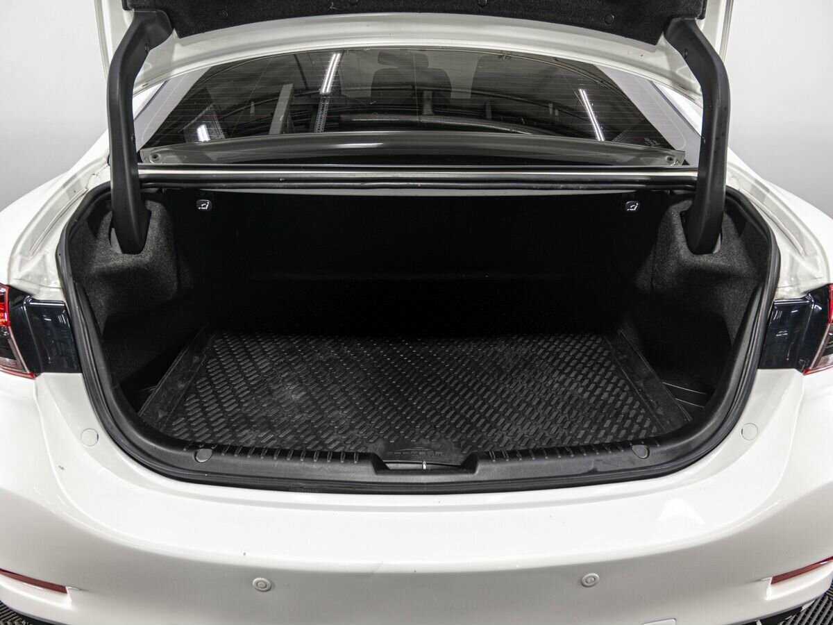 Mazda 6 с пробегом — 2015 год. Фото: #21