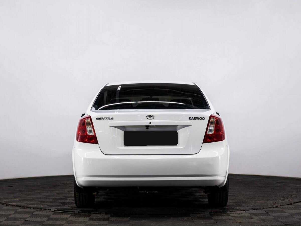 Daewoo Gentra с пробегом — 2013 год. Фото: #4