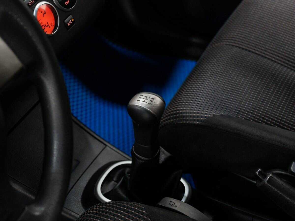 Nissan Tiida с пробегом — 2012 год. Фото: #17