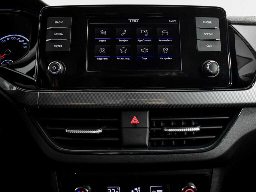 Volkswagen Polo с пробегом — 2021 год. Фото: #12