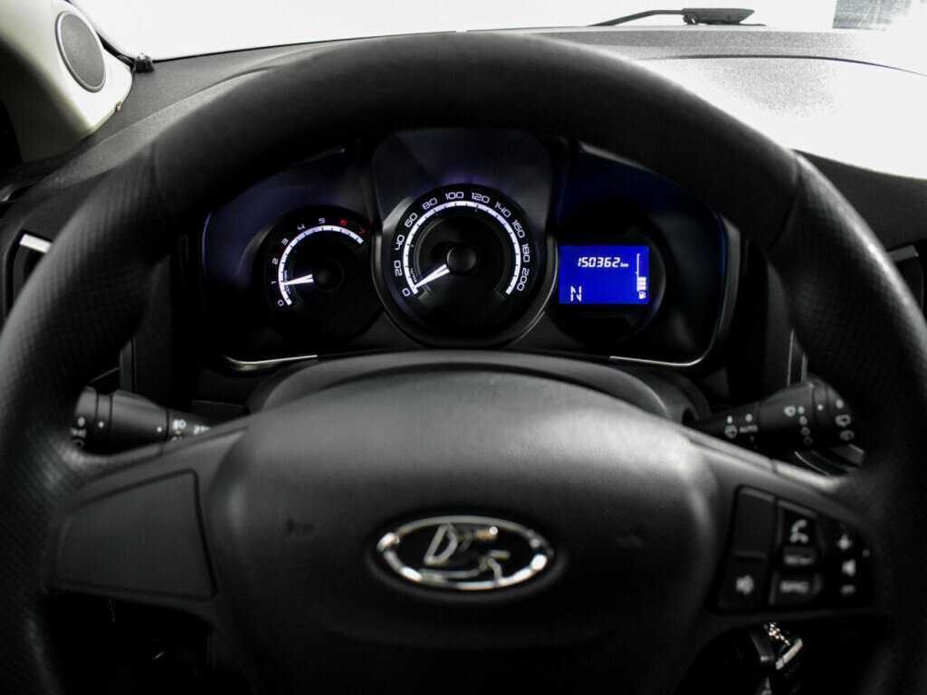 Lada (ВАЗ) XRAY с пробегом — 2016 год. Фото: #14