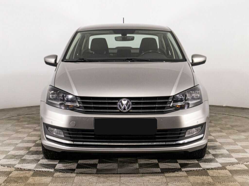 Volkswagen Polo с пробегом — 2018 год. Фото: #1