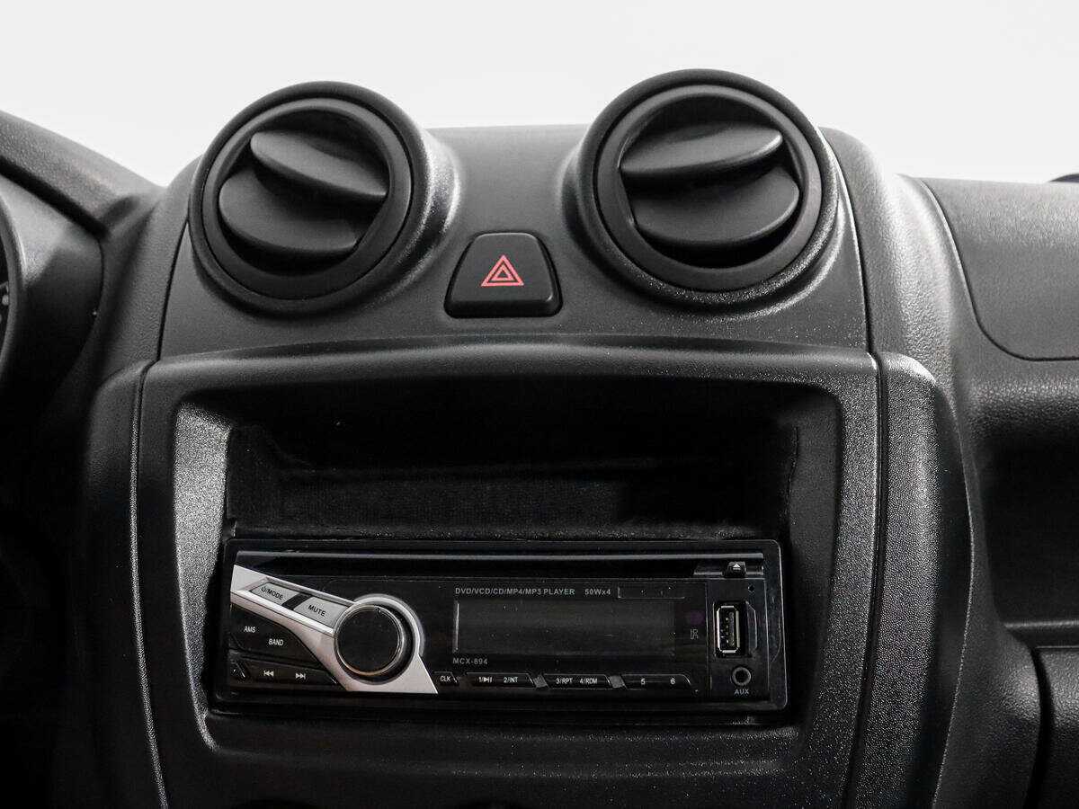 Lada (ВАЗ) Granta с пробегом — 2015 год. Фото: #12