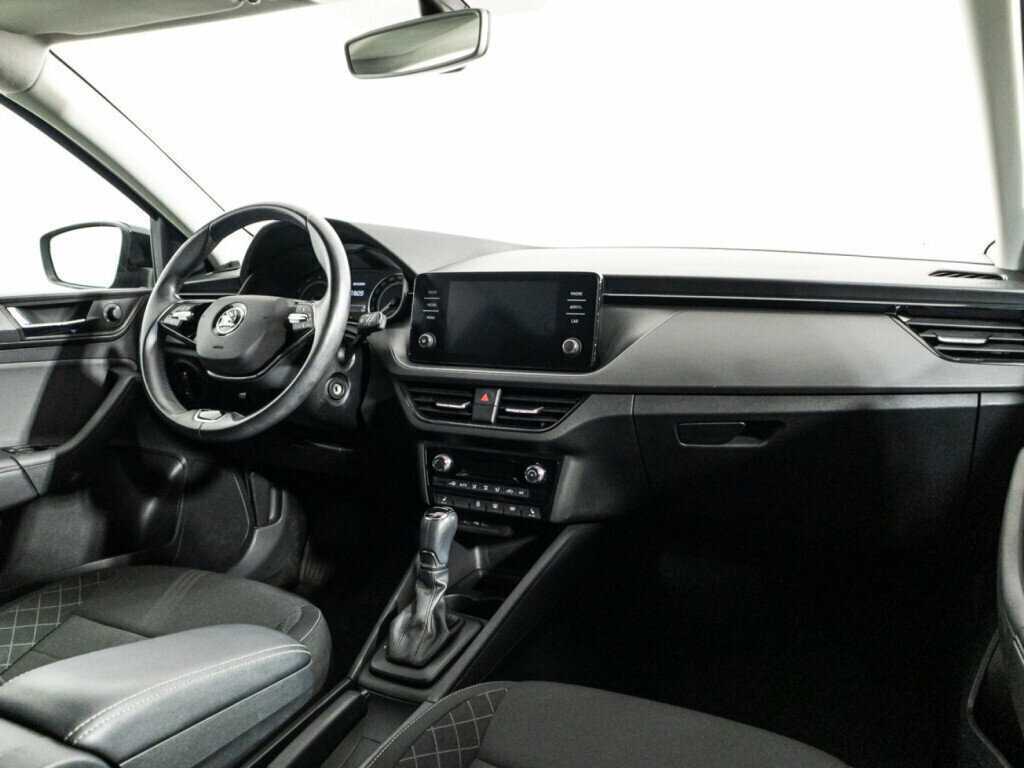 Skoda Rapid с пробегом — 2020 год. Фото: #8