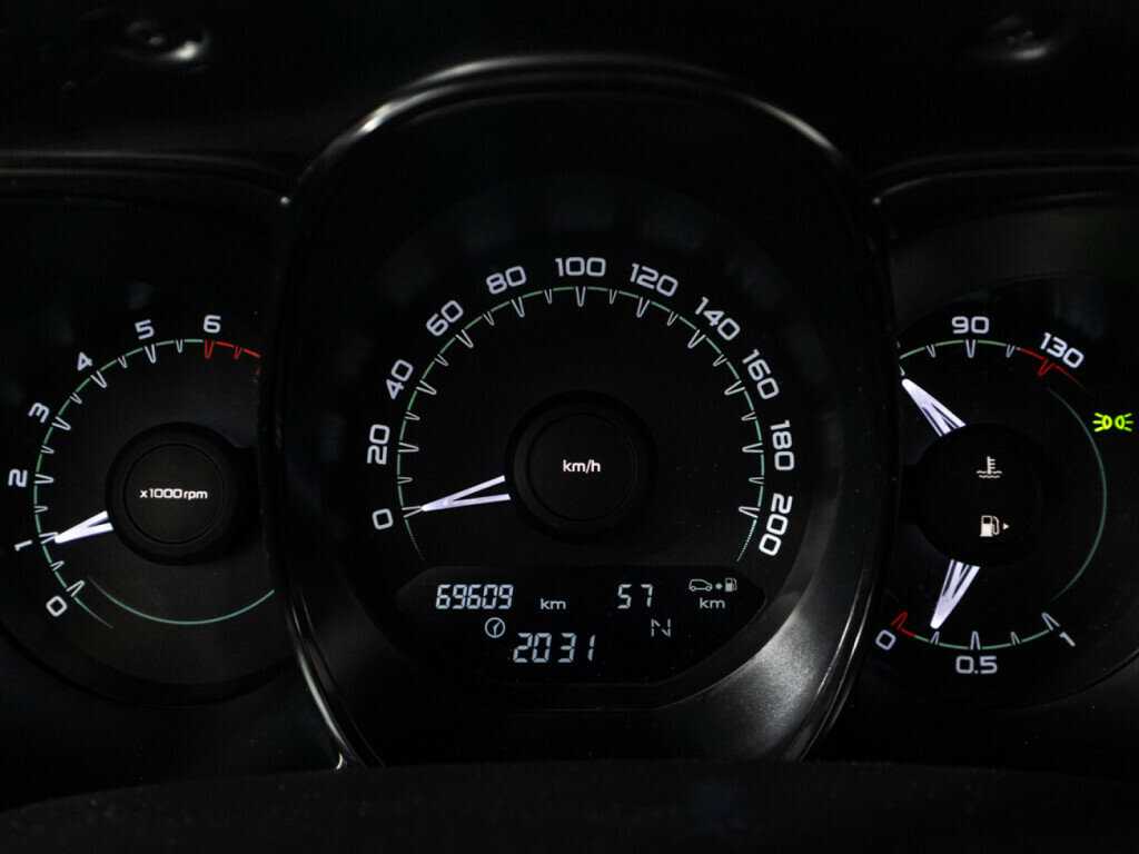 Купить Лада (ВАЗ) Веста, 2017, 69 607 км.. Фото: #11