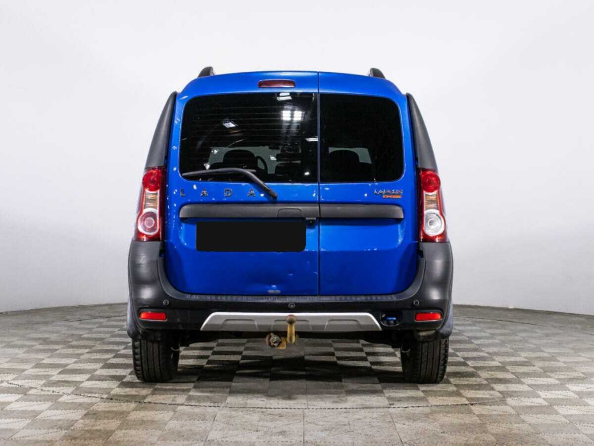 Lada (ВАЗ) Largus с пробегом — 2021 год. Фото: #5