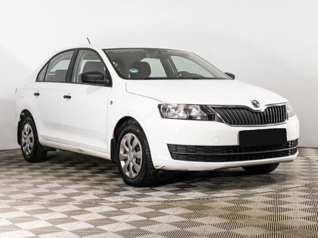 Skoda Rapid с пробегом — 2017 год. Фото: #2