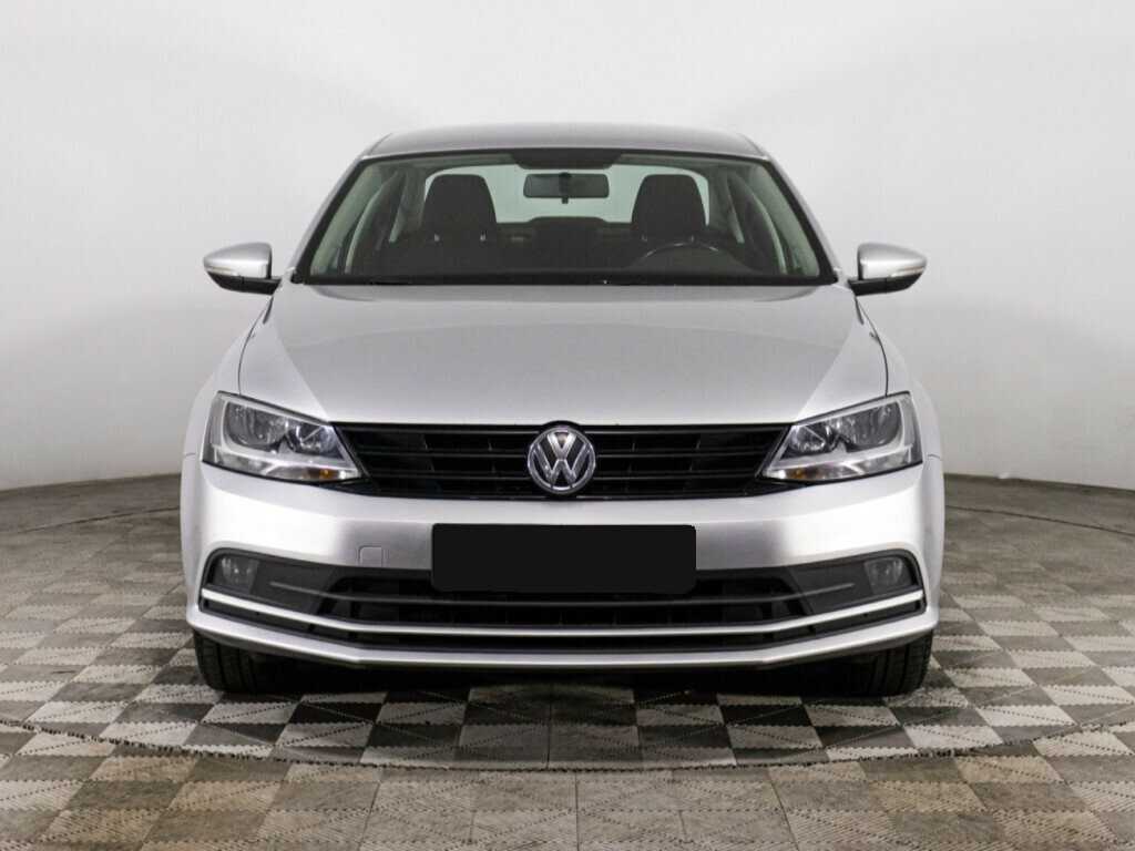 Volkswagen Jetta с пробегом — 2016 год. Фото: #1
