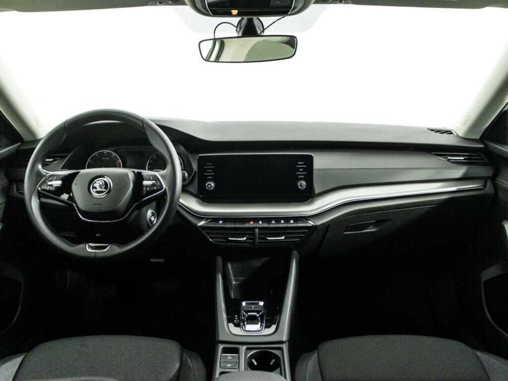 Skoda Octavia с пробегом — 2021 год. Фото: #12