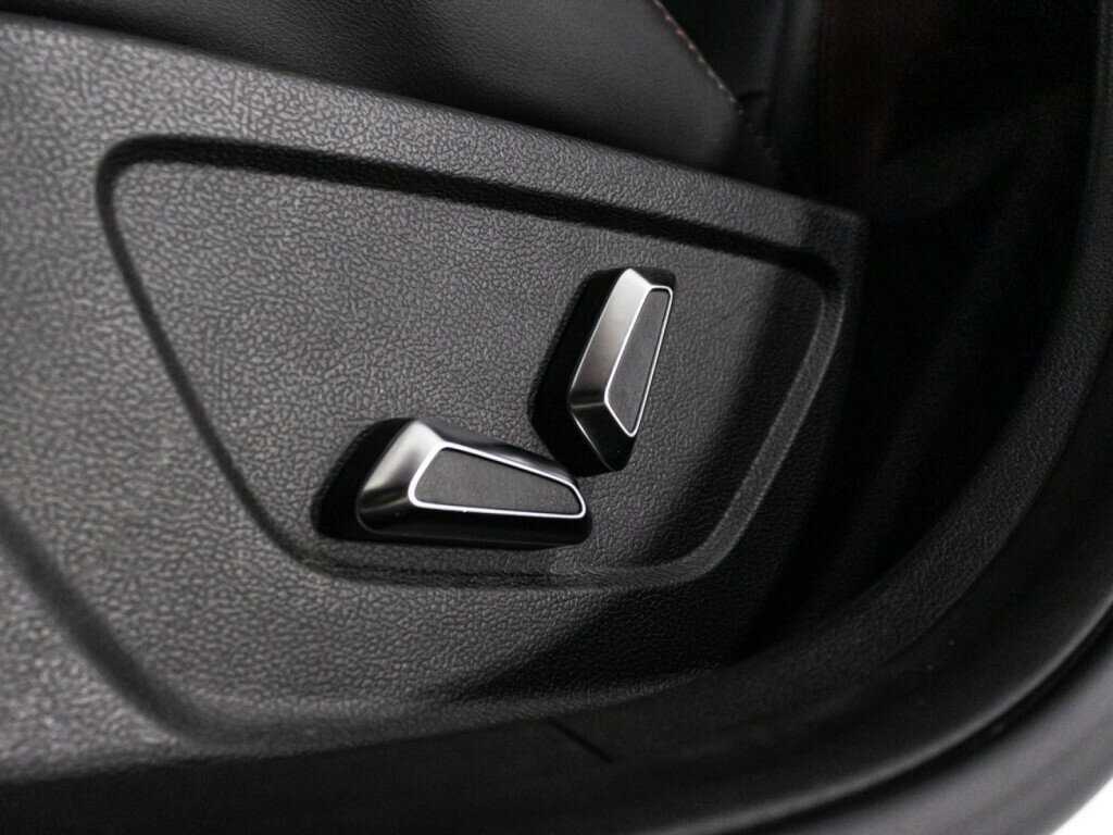 Купить Джили Кулрэй, 2022, 50 371 км.. Фото: #19