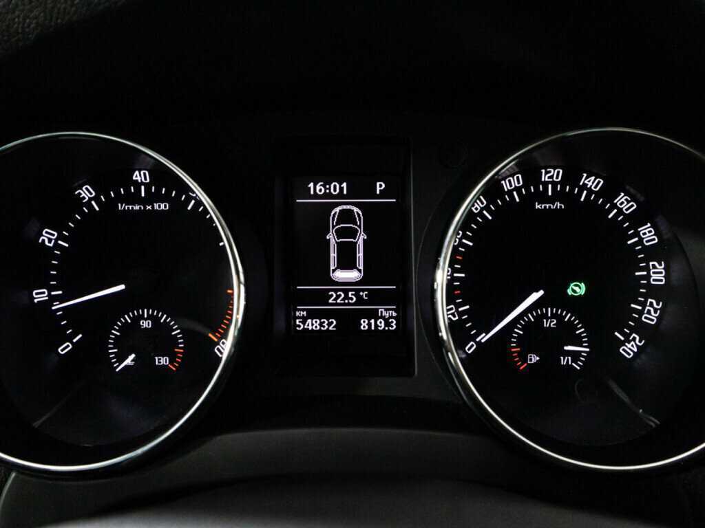 Skoda Yeti с пробегом — 2013 год. Фото: #11