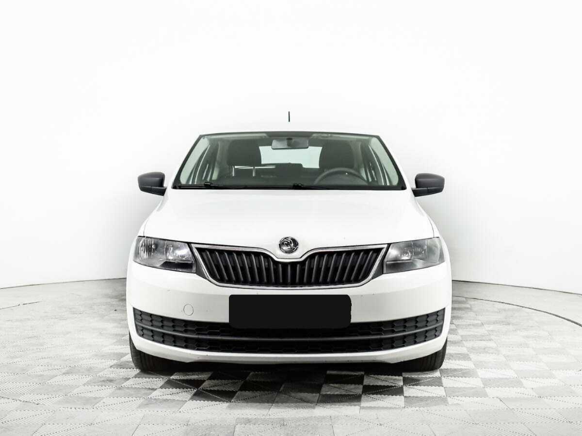 Skoda Rapid с пробегом — 2017 год. Фото: #1